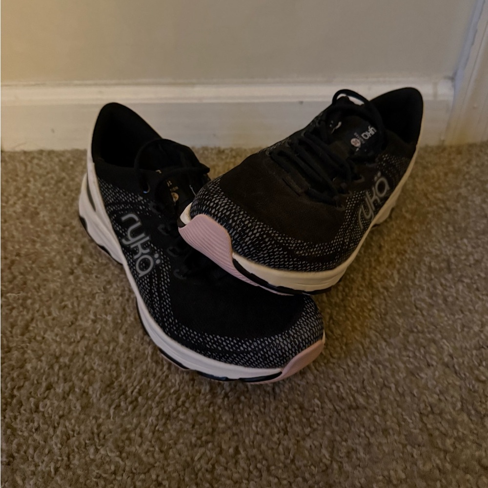 Ryka Women's Black and Light Pink Sneakers